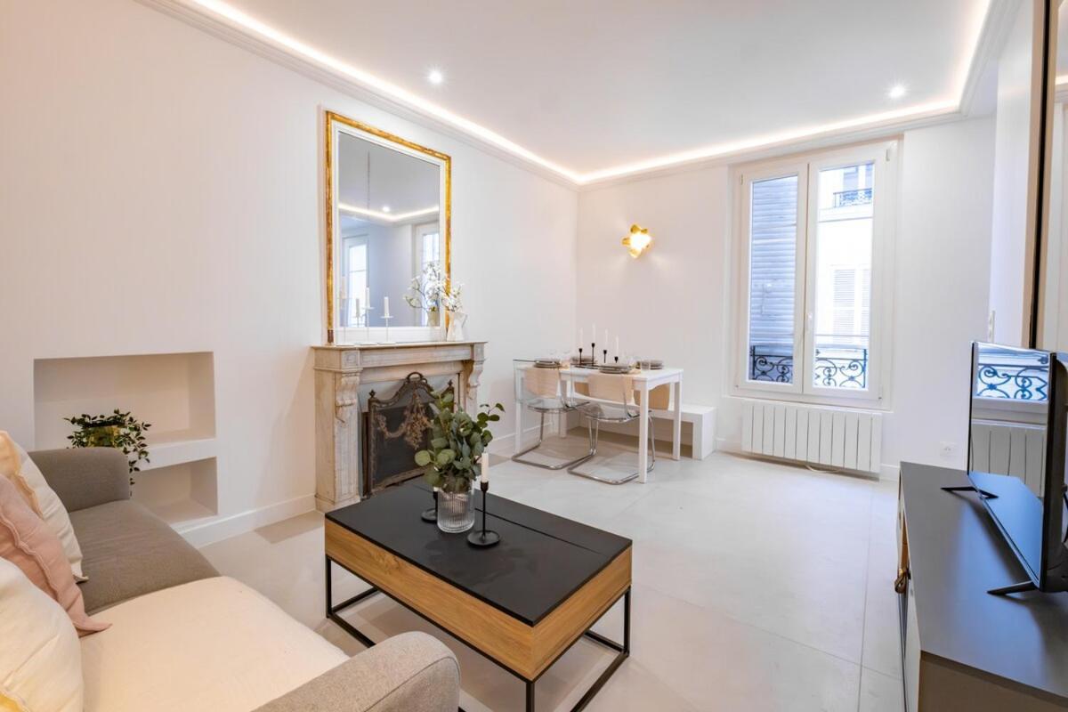 Haussmann - Champs-elysees Apartment Paris